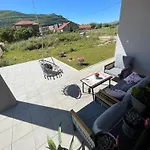 Angel's 2 Τρέμπινιε